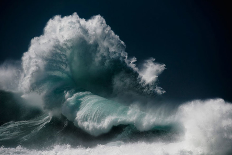 Захватывающие снимки океанских волн
