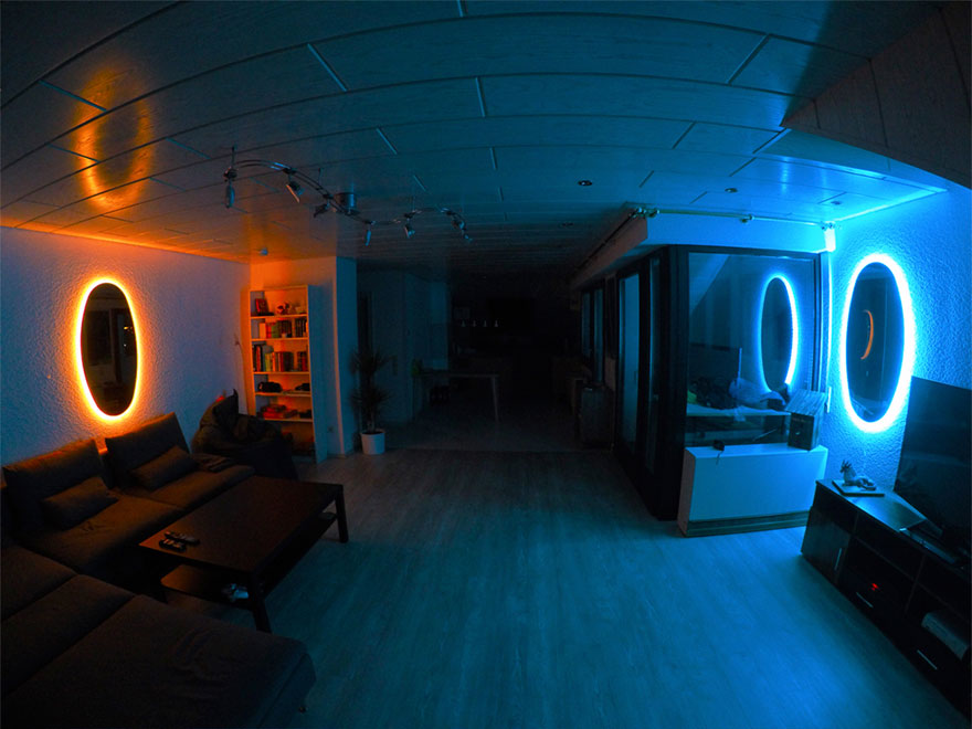 Зеркала из игры «Portal» — лучший способ украсить комнату