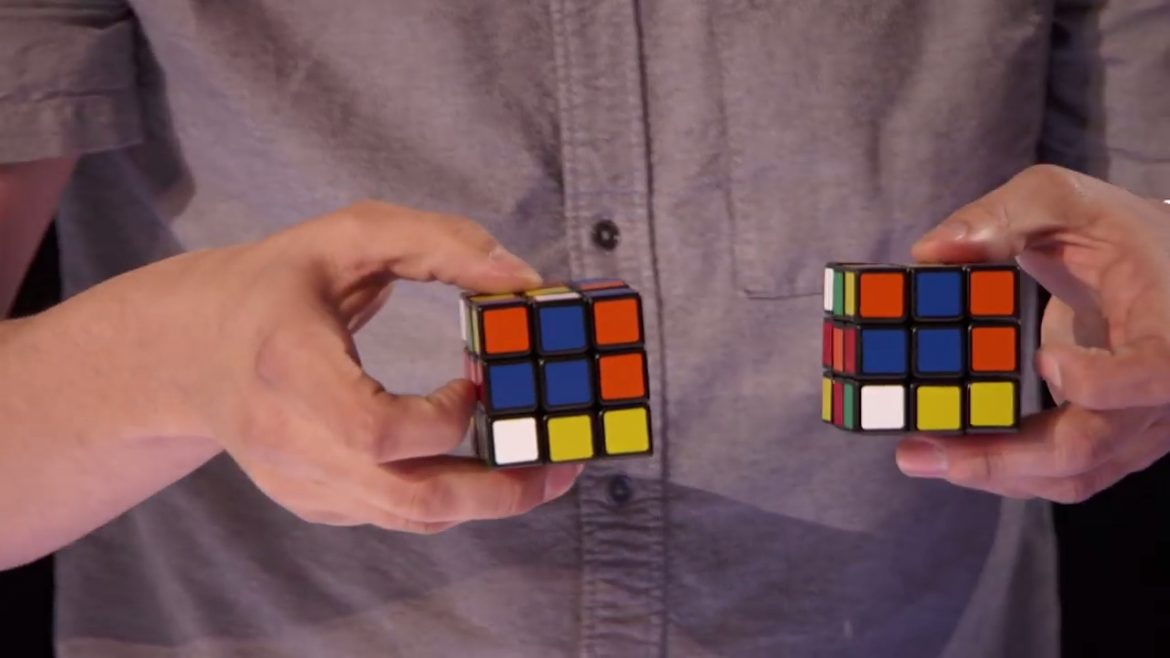 Иллюзионист удивил судей необычным фокусом с кубиком Рубика