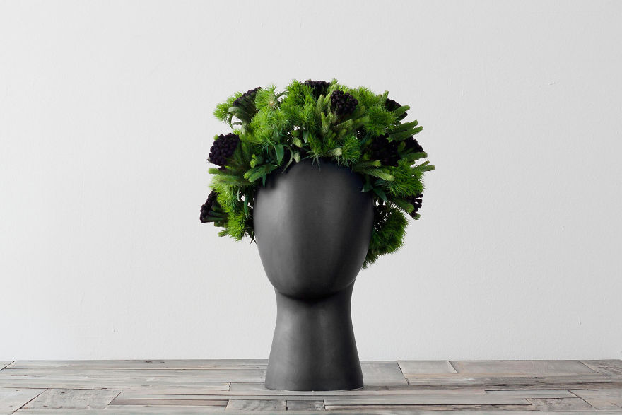 Оригинальная цветочная ваза «Парик»