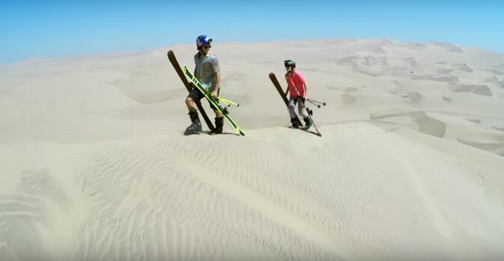 Гигантские дюны Перу манят лыжников-экстремалов