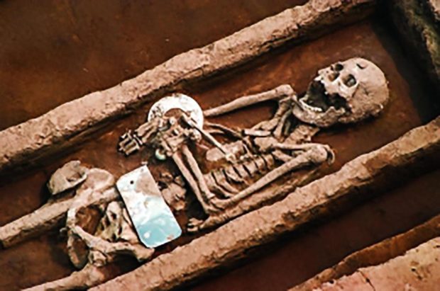 В Китае найдено кладбище людей-великанов