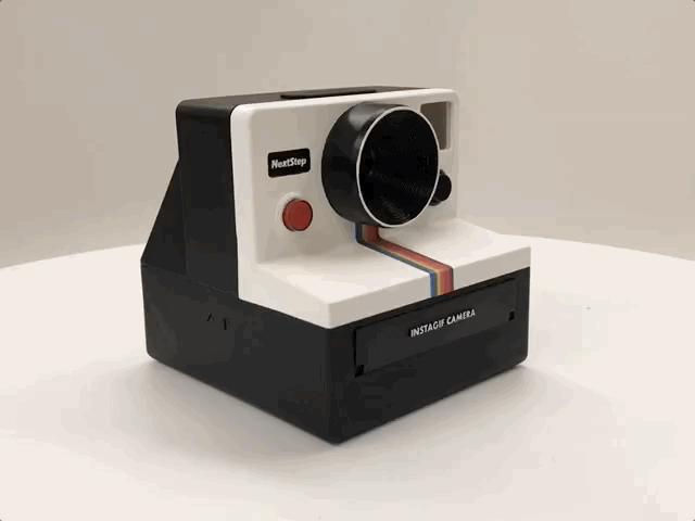 Программист создал Polaroid, который печатает гифки